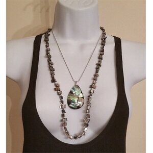 𝅺Curated bundle 2 Abalone Shell Beaded and Chain Necklaces Beach Boho Statement